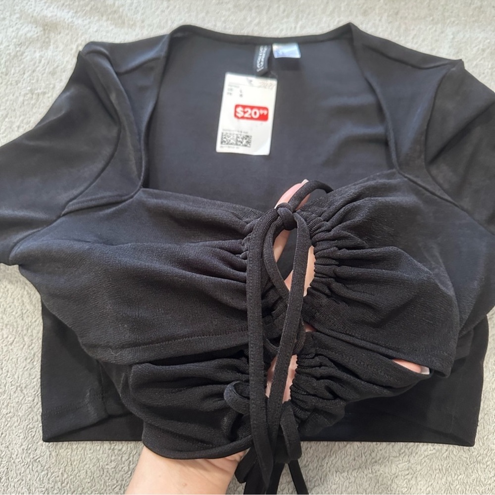 H&M top - Picture 2 of 4